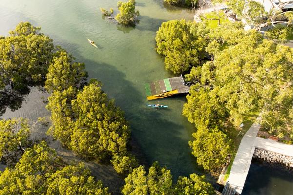 Huskisson - 10