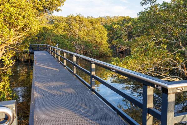 Huskisson - 29