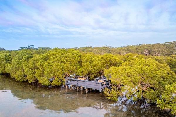 Huskisson - 3
