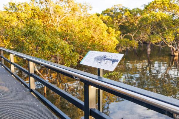 Huskisson - 31