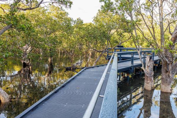Huskisson - 52