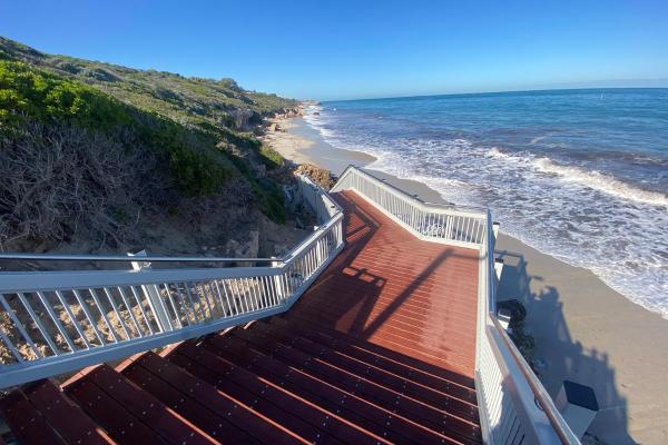 Jindalee Stairs 14
