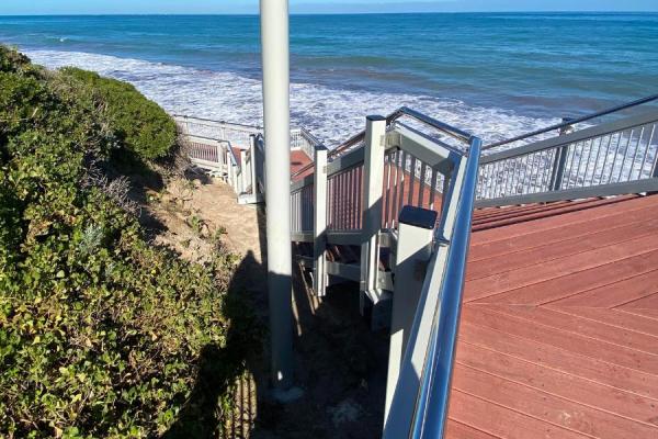 Jindalee Stairs 17